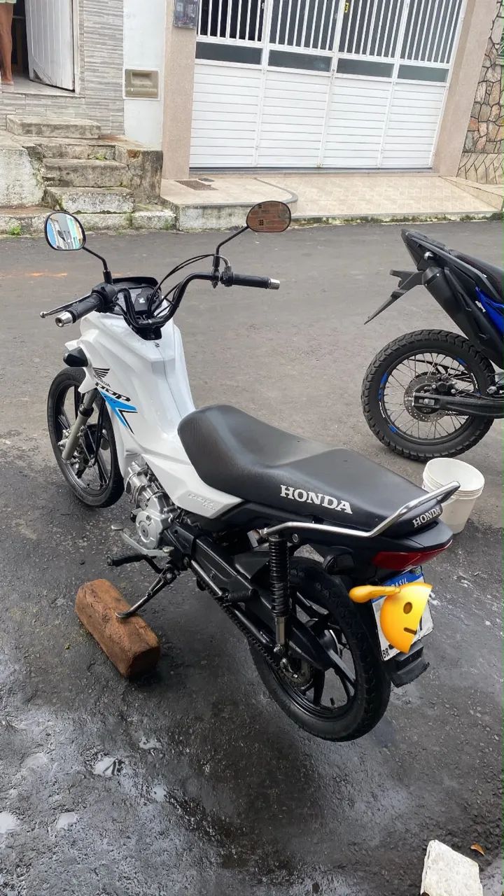 Moto em ótimo estado 
