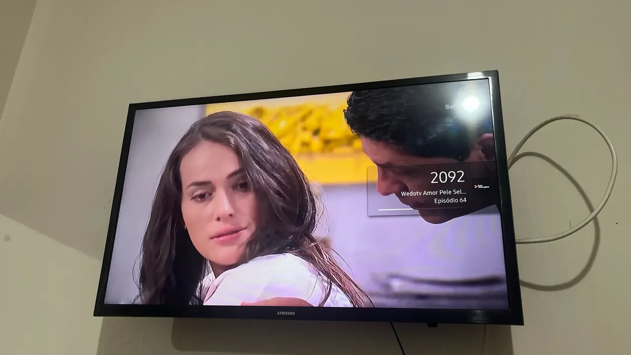 Smart Tv Samsung 32 polegadas| perfeito estado  - Foto 4