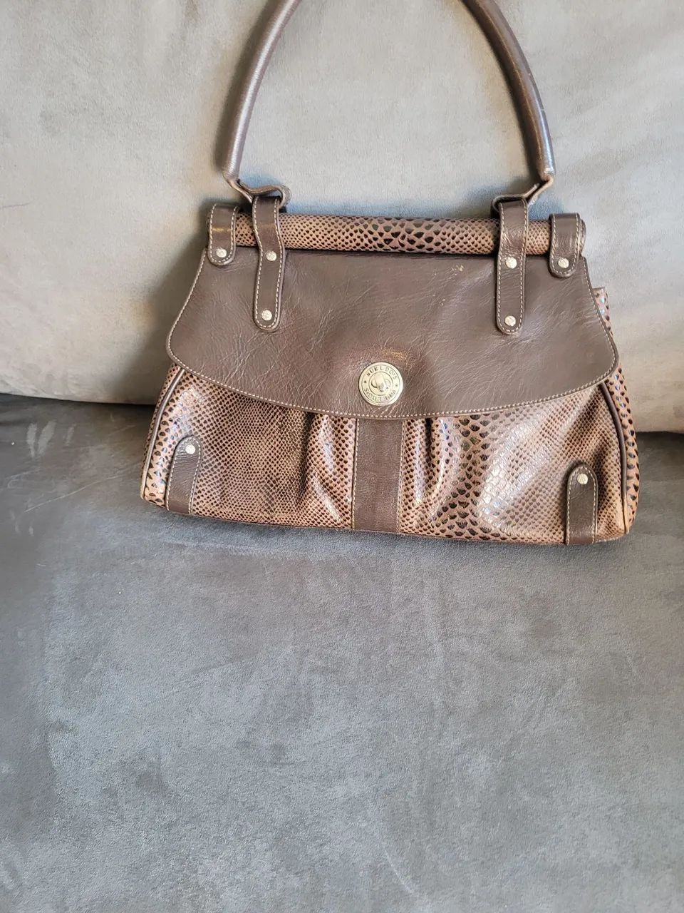 Bolsa de couro legítimo marca Sueldo's