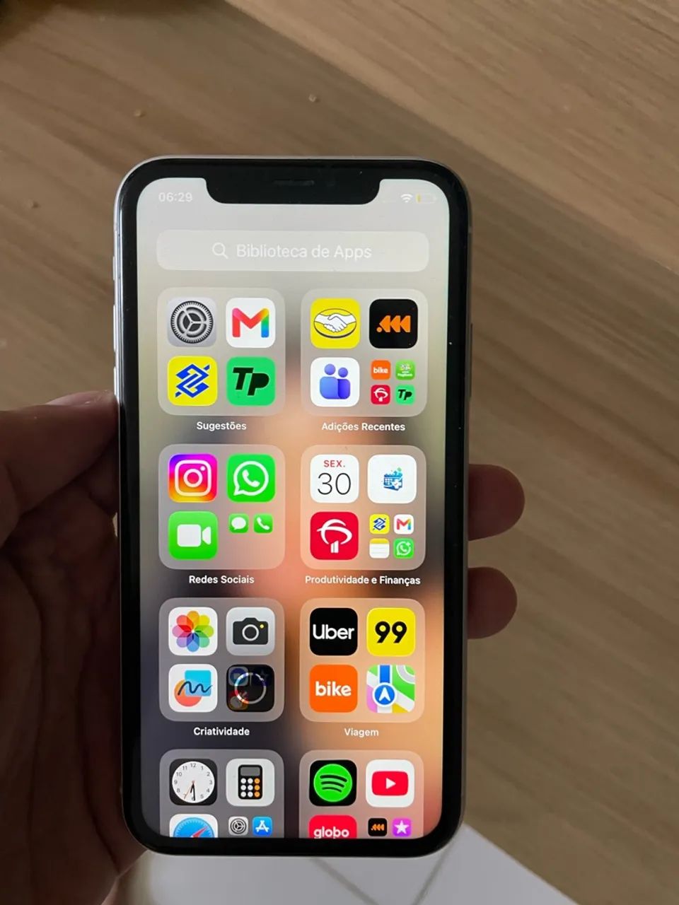 Iphone XR 64 gb - Foto 2