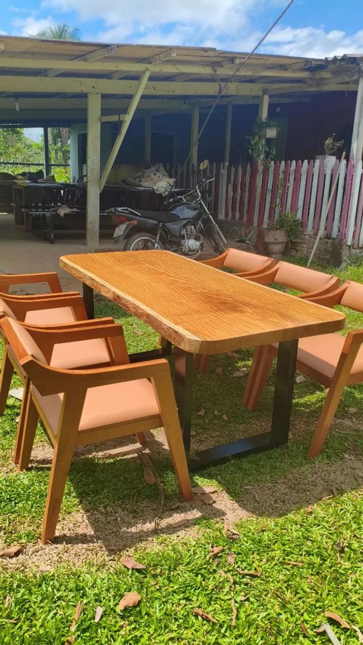 MESA RÚSTICA 2 METROS COM 6 POLTRONAS KATAKANA ACOLCHOADAS 