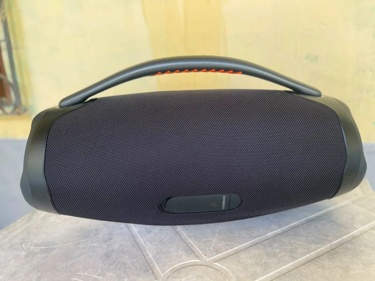 Vendo JBL bombox 3 conservada  - Foto 2