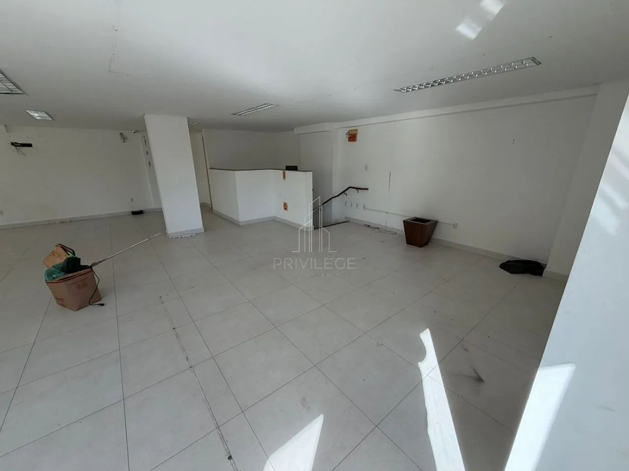 SALA COMERCIAL PARA LOCAÇÃO NO CENTRO - Foto 4