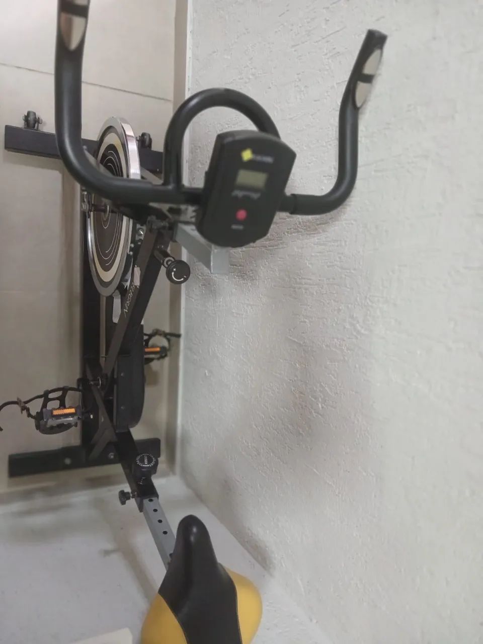 Bicicleta Ergométrica spinning  - Foto 3