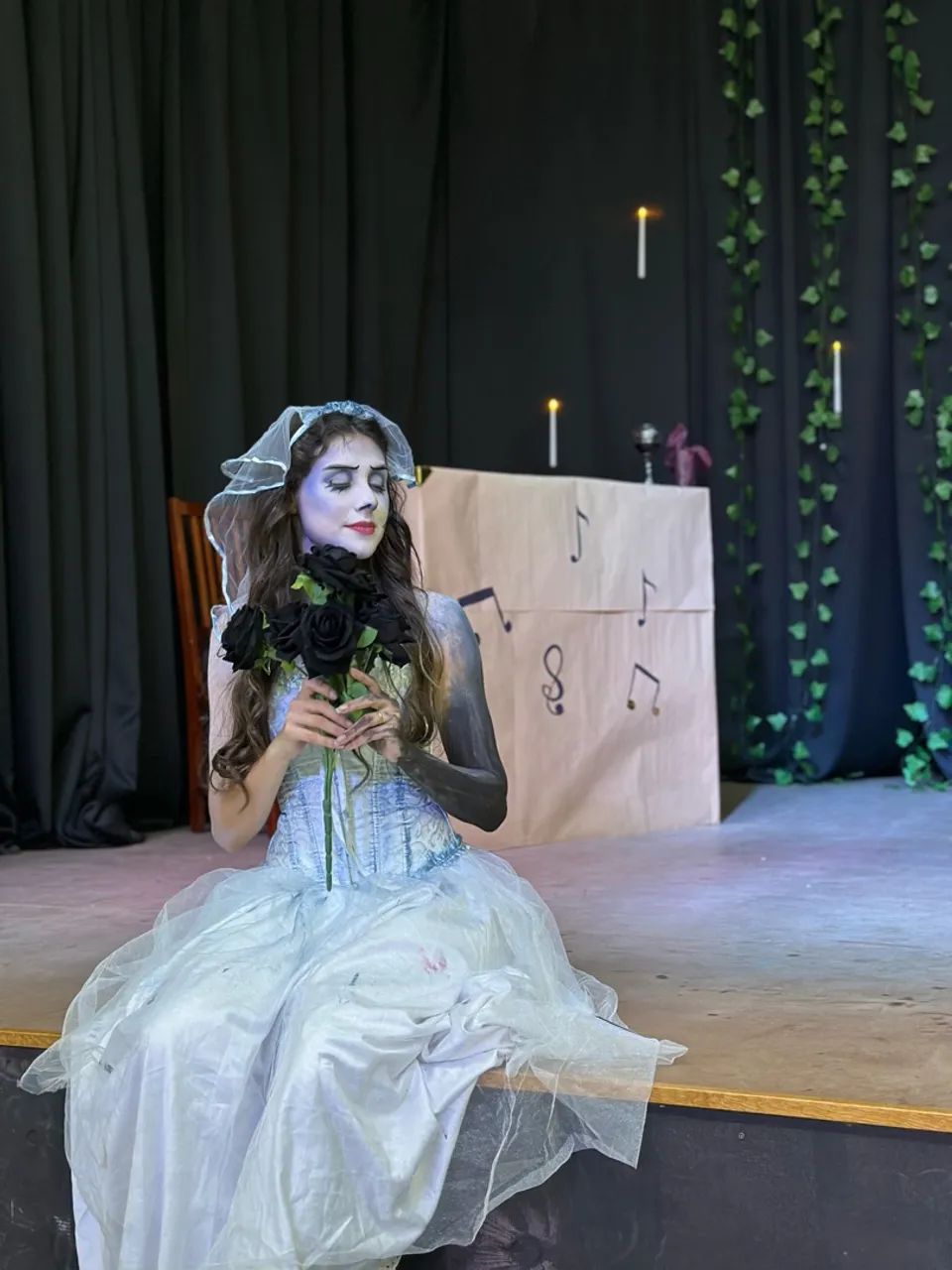 FANTASIA NOIVA CADÁVER - Foto 3