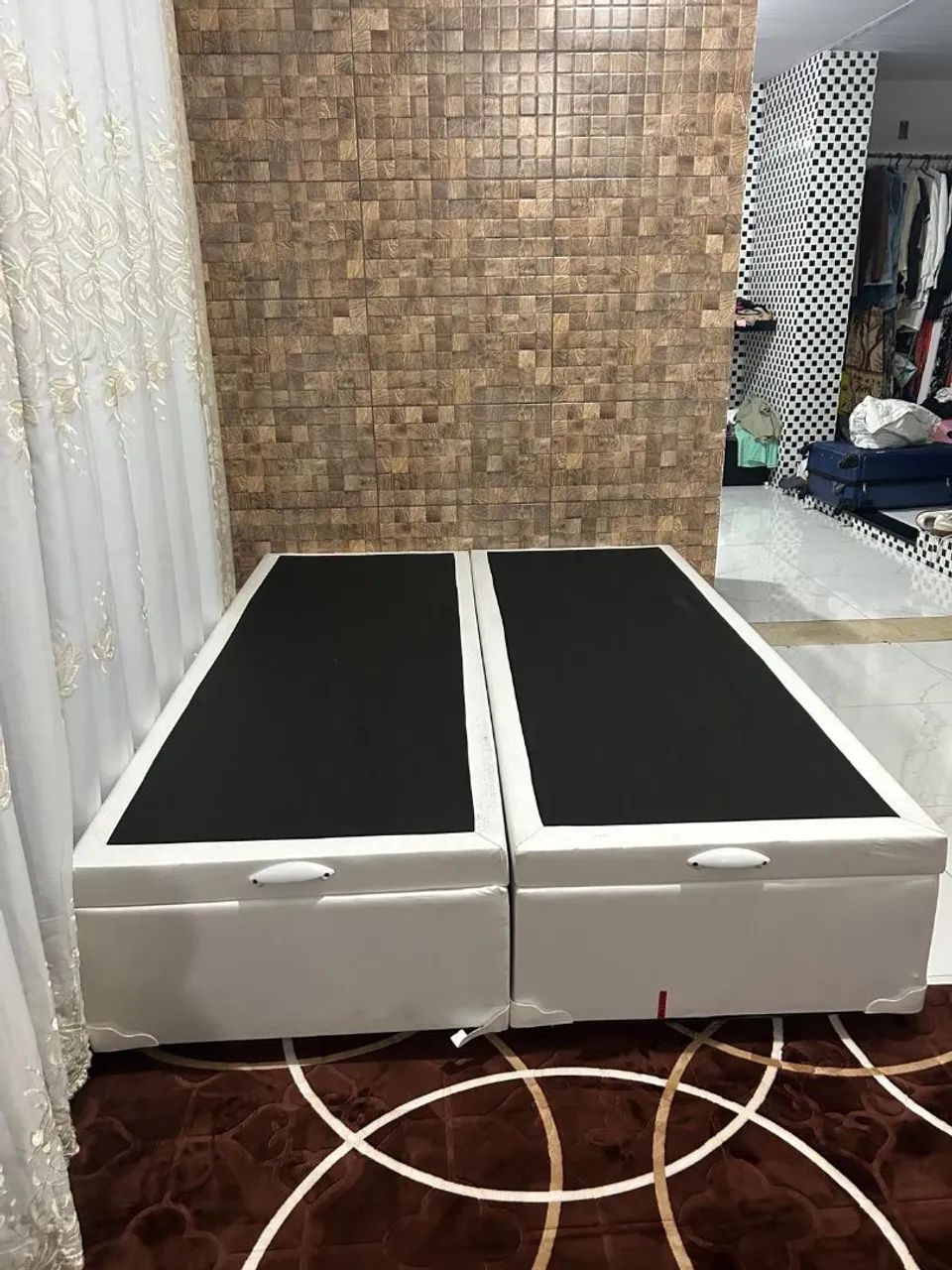 Vendo Cama box com baú. - Foto 5
