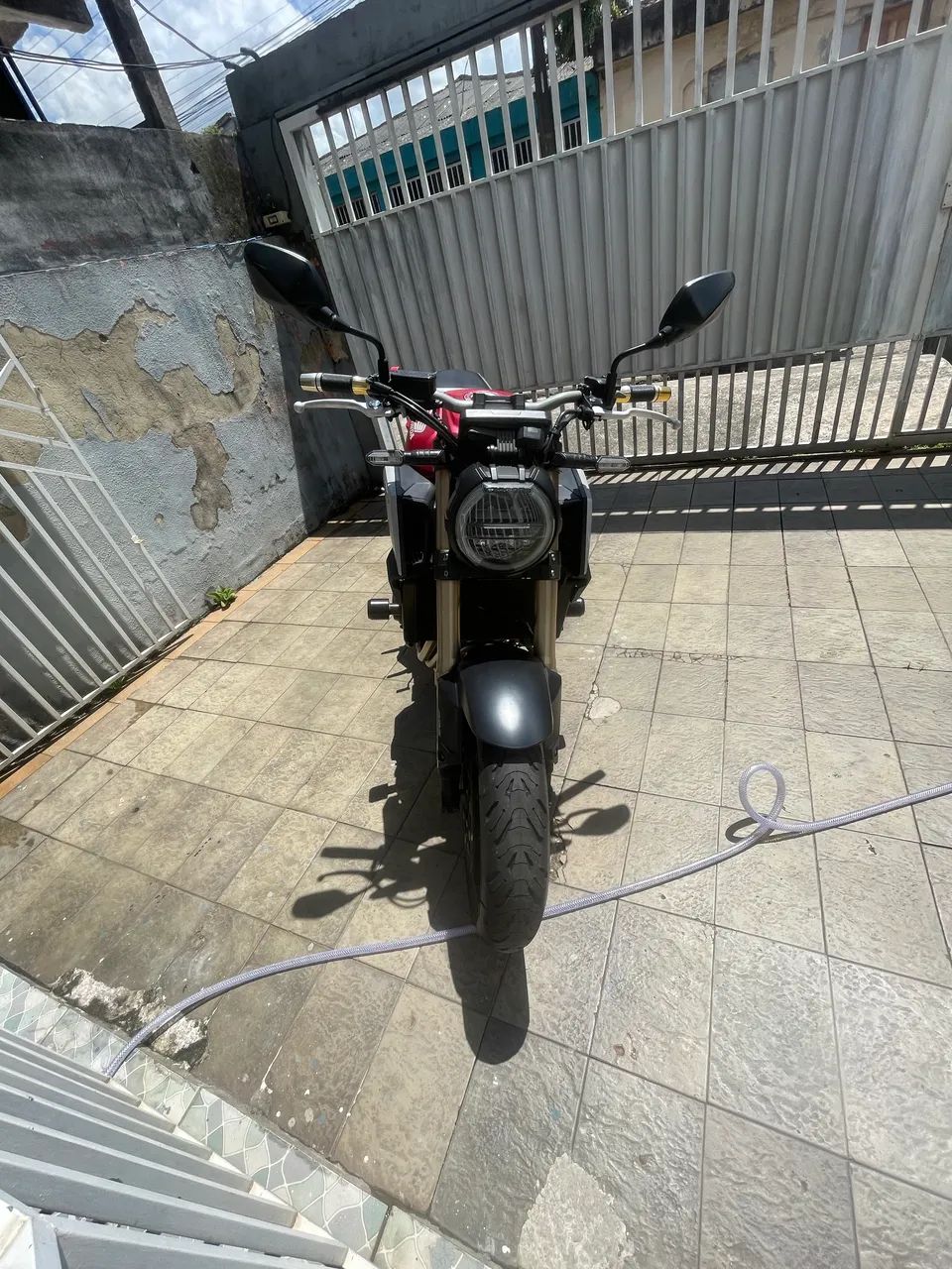CB 650R - Foto 4