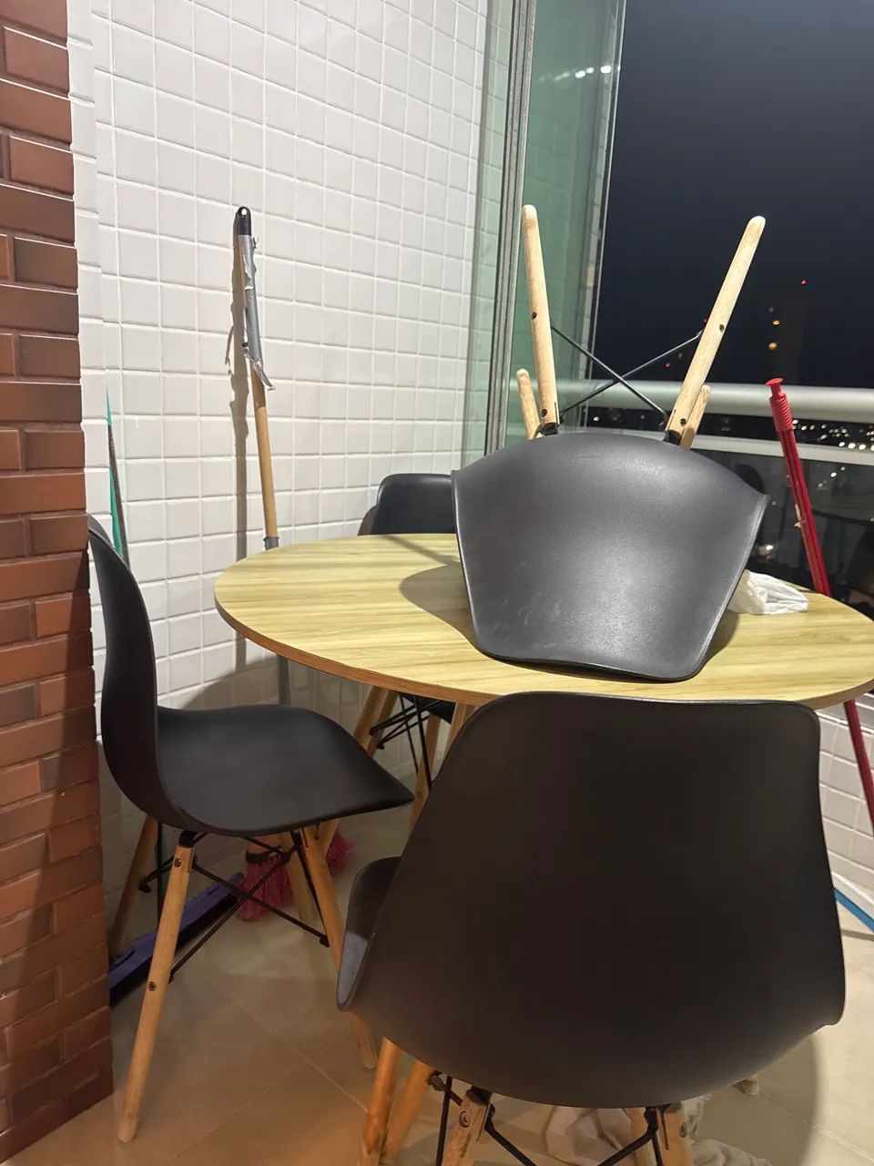 Mesa de Centro com 4 cadeiras - Foto 2