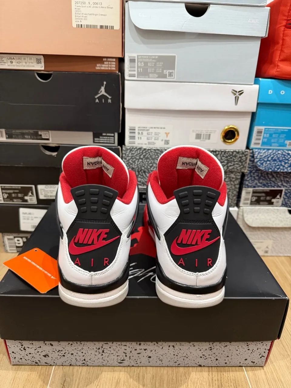Air Jordan 4 Fire Red ORIGINAL Tamanho 41 caixa e seda  - Foto 4