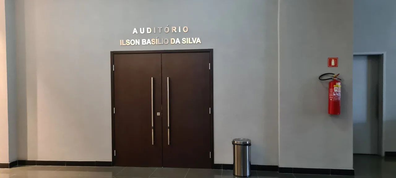 Alugo salas comercial mobiliada e climatizada! - Foto 3