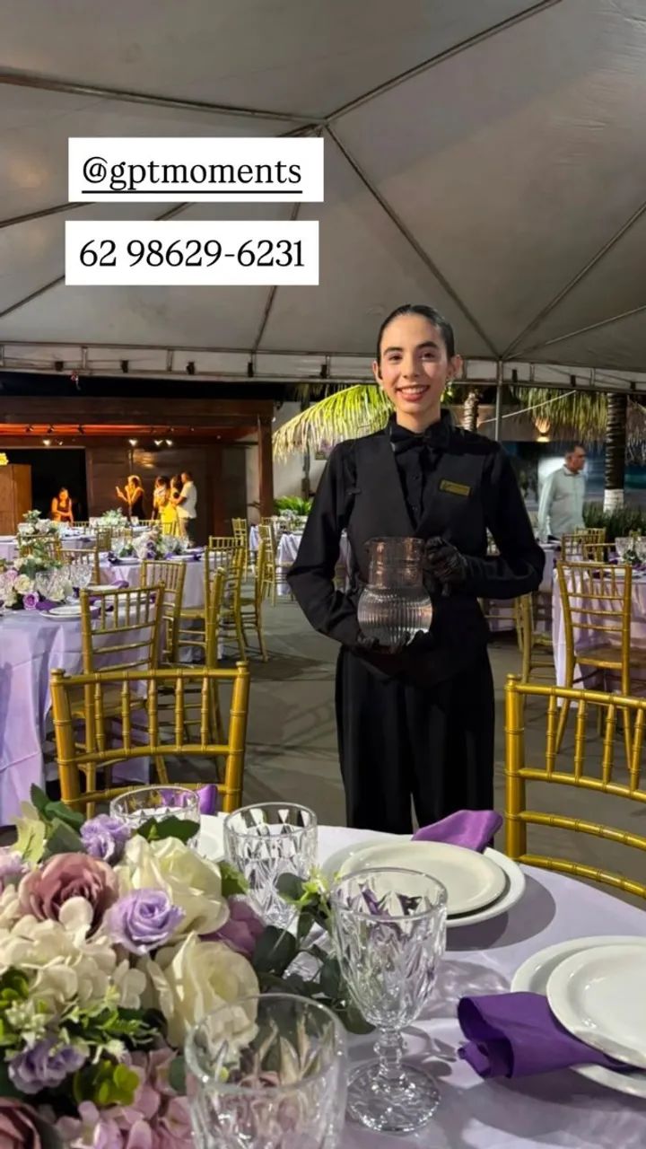 Serviço de Garçom com Qualidade - *
