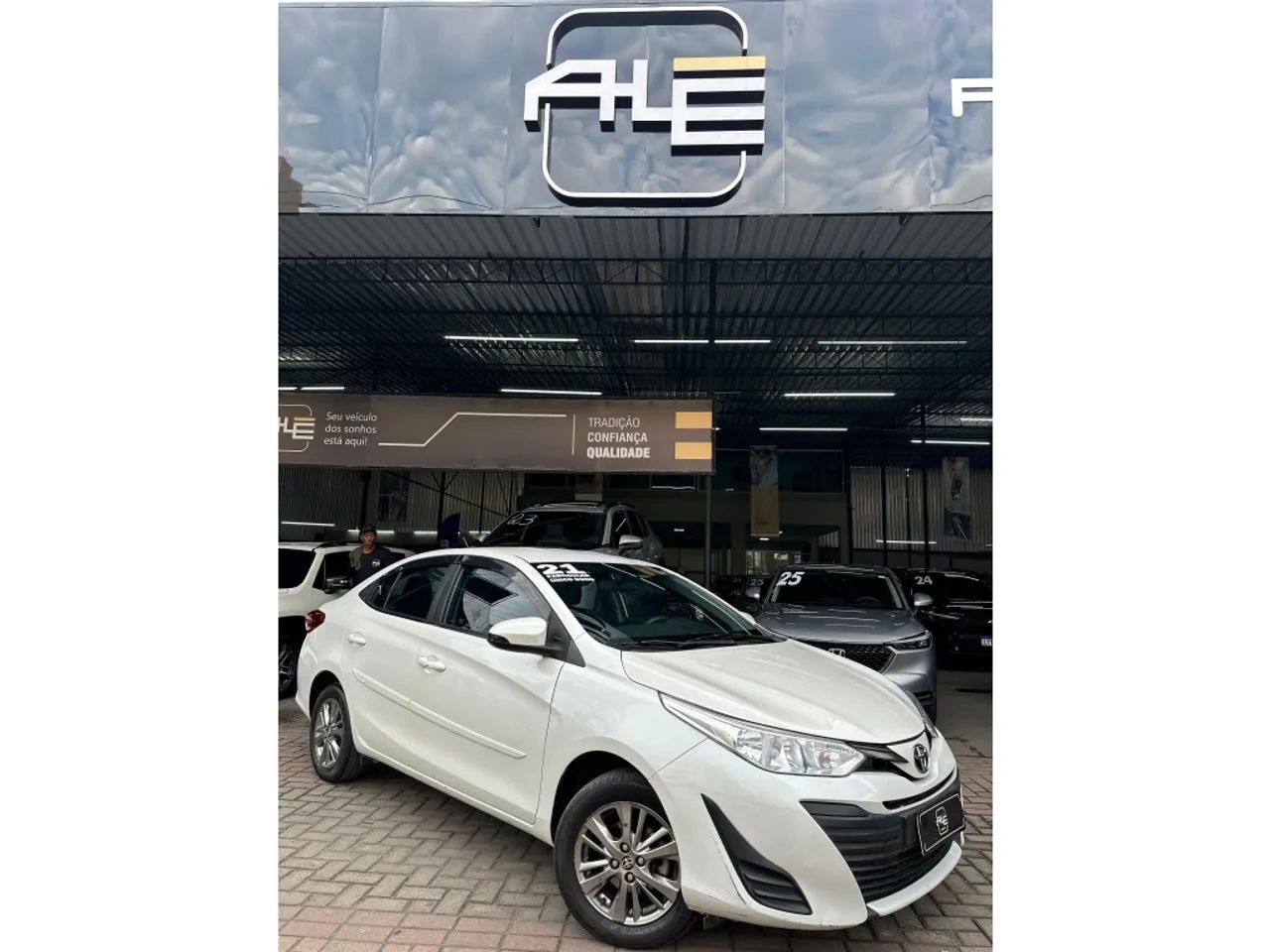Toyota Yaris YARIS S 1.5 Flex 16V 5p Aut. 2021