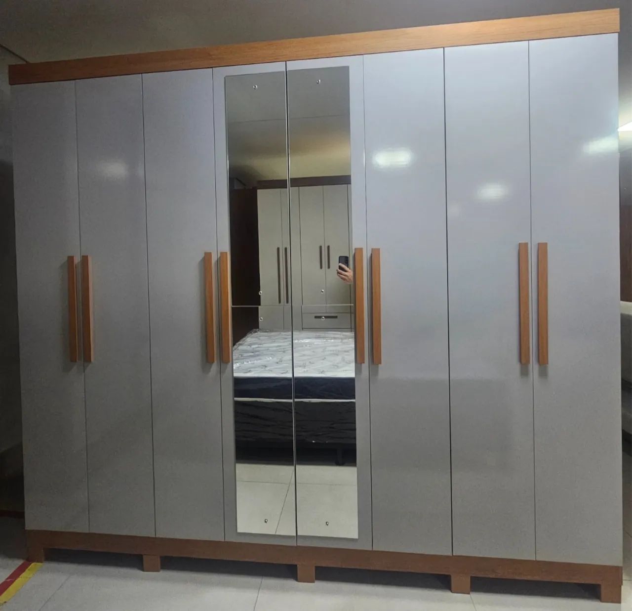 Guarda roupa casal 