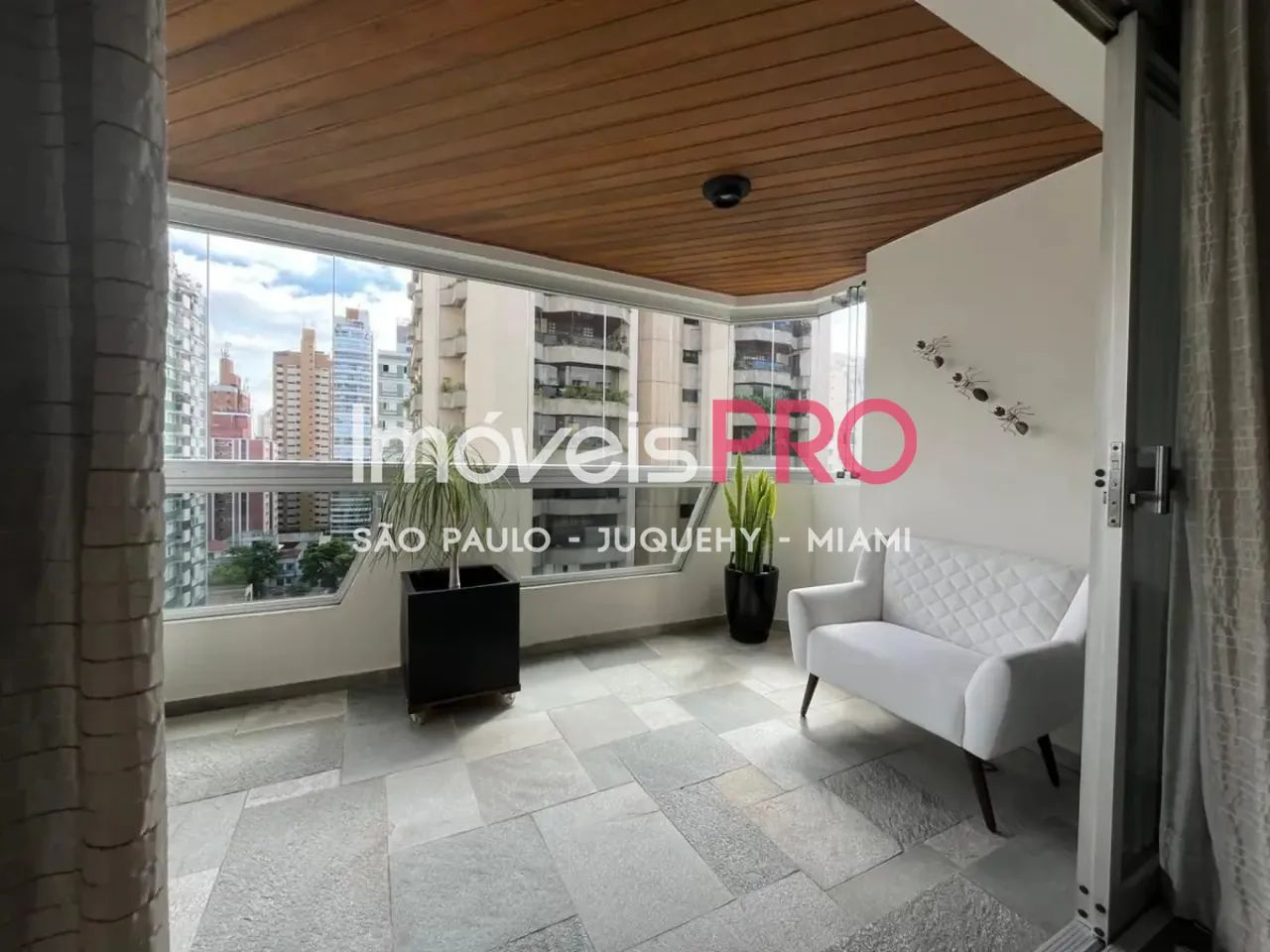 Apartamento que reúne conforto, funcionalidade e sofisticação em cada detalhe. - Foto 4