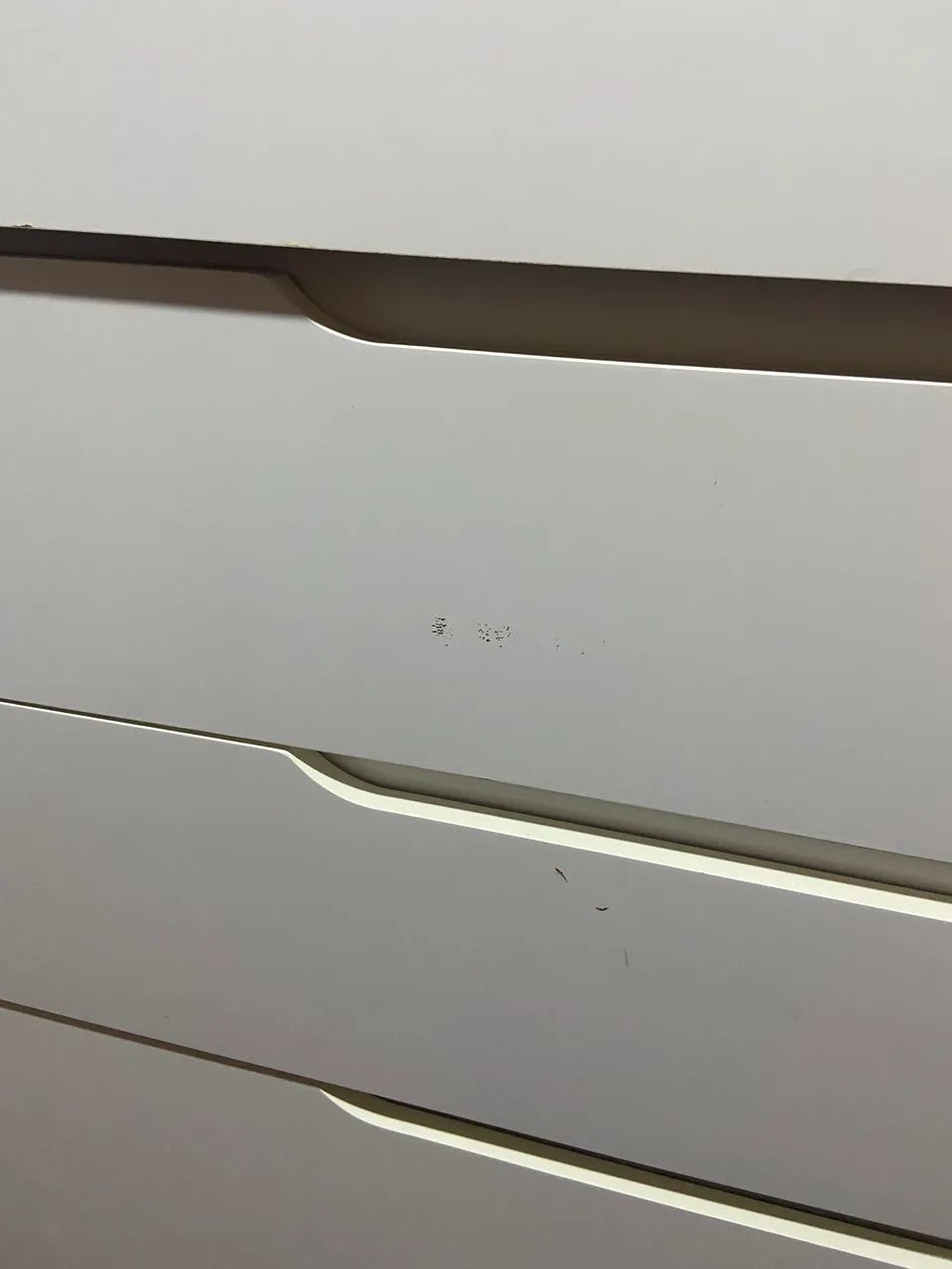 Cômoda fraldário 5 gavetas e 1 porta branco fosco - Foto 2