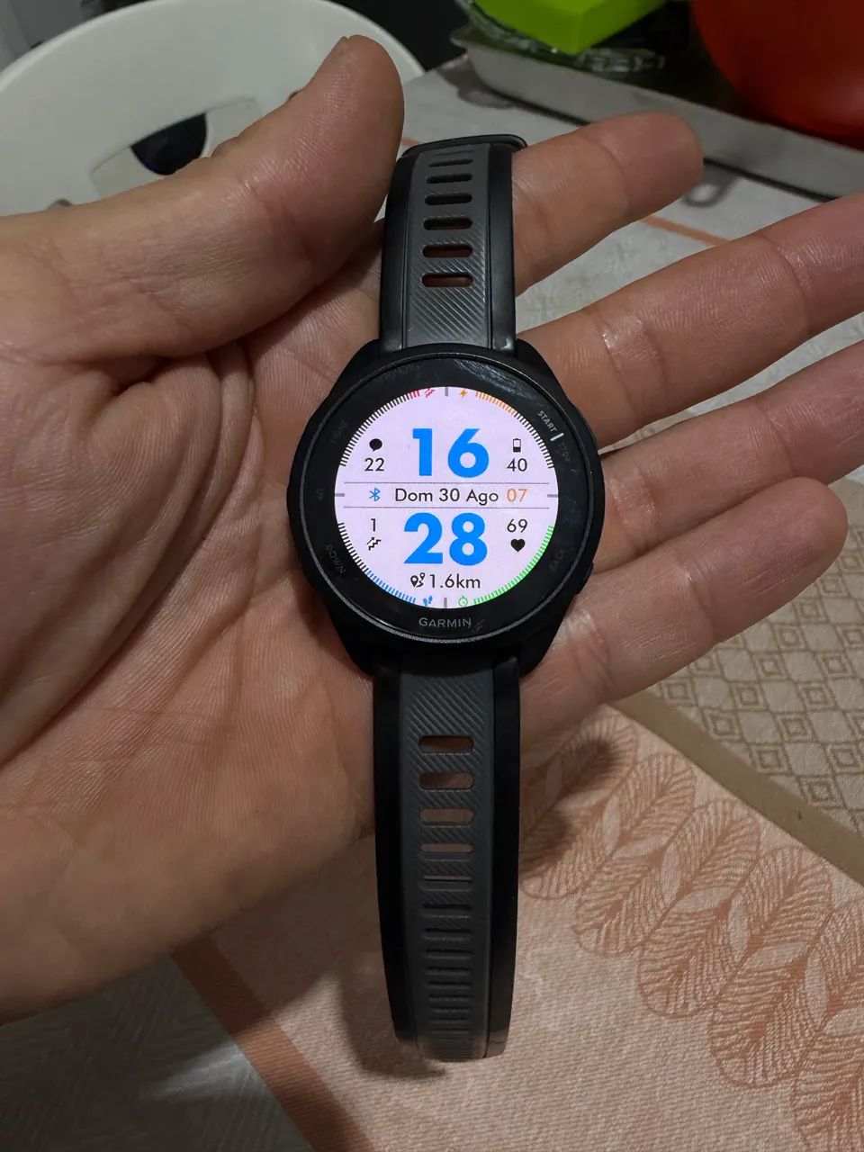 Garmin forerunner 165 music