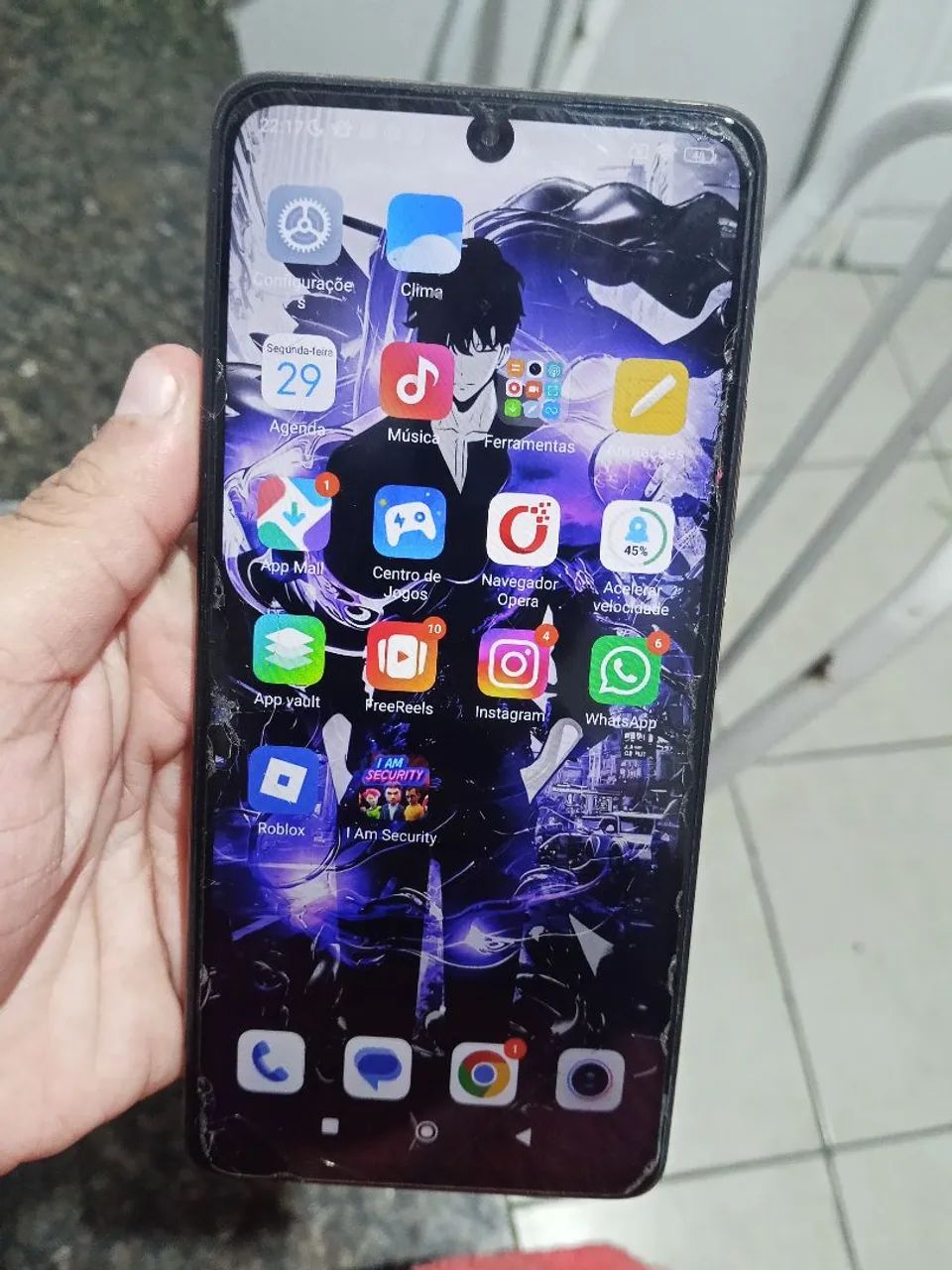 Vendo celular Redmi note 10 pro funcionando perfeitamente bem, trincos apenas na película  - Foto 2