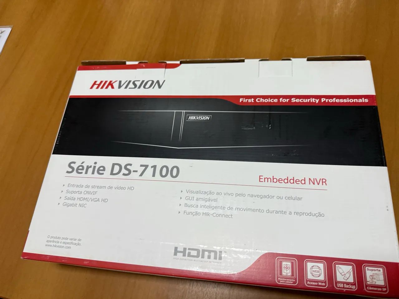 NVR 8!canais Hikvision novo na caixa 