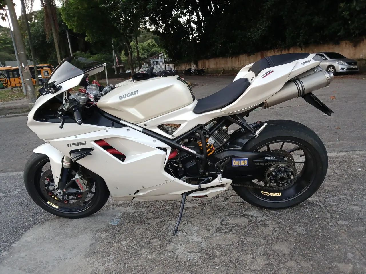 Ducati SBK 1198.