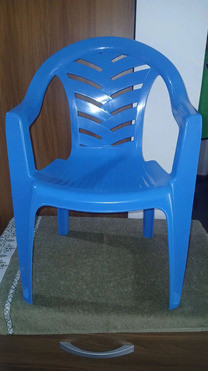 Cadeira infantil de plástico  - Foto 3
