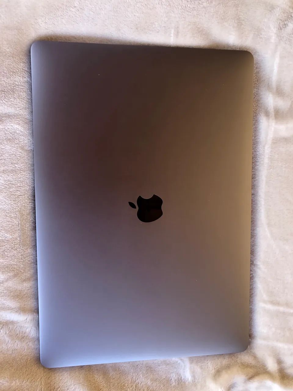 MacBook Pro 2019 - Foto 2