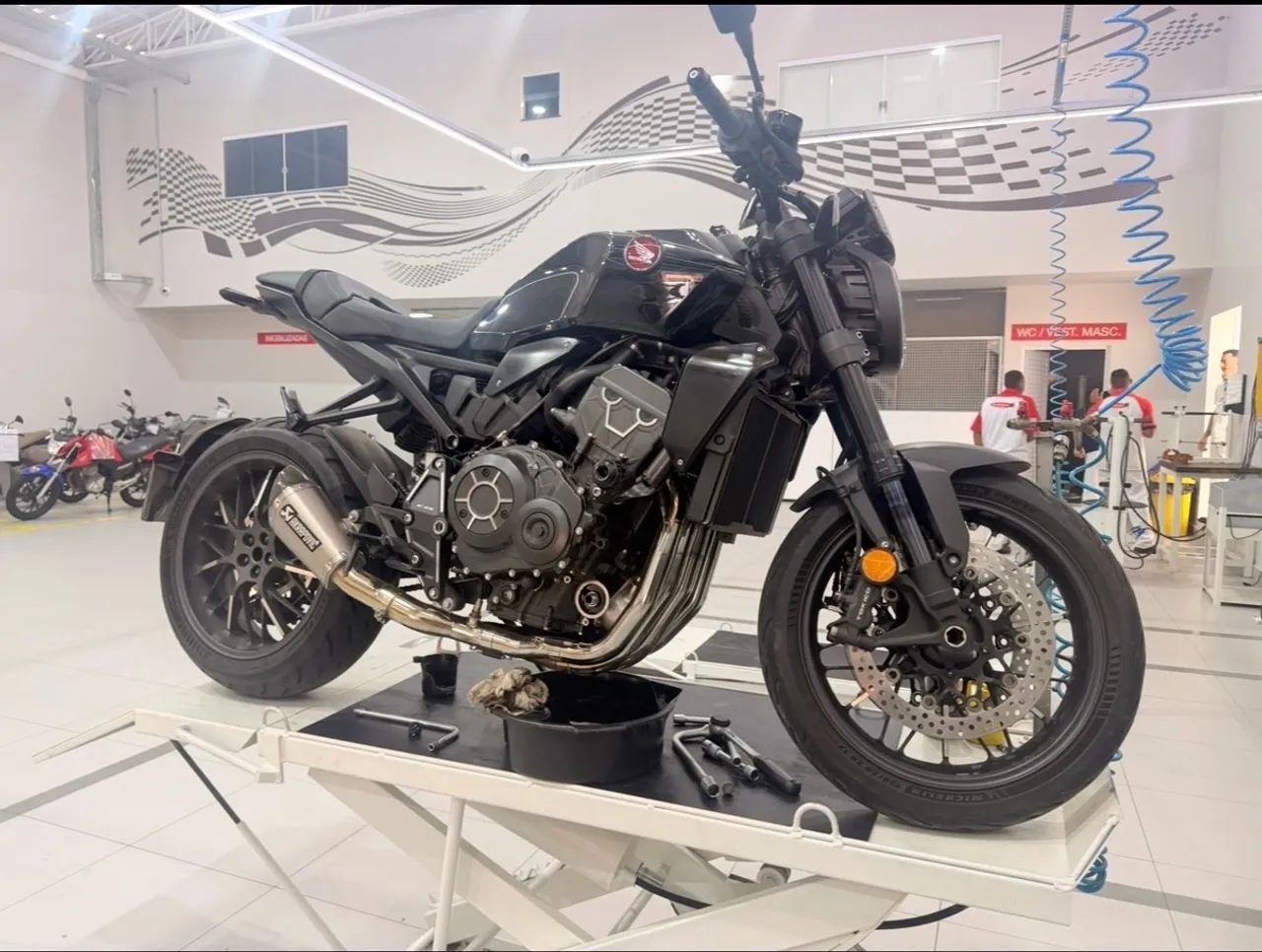 Oportunidade CB 1000
