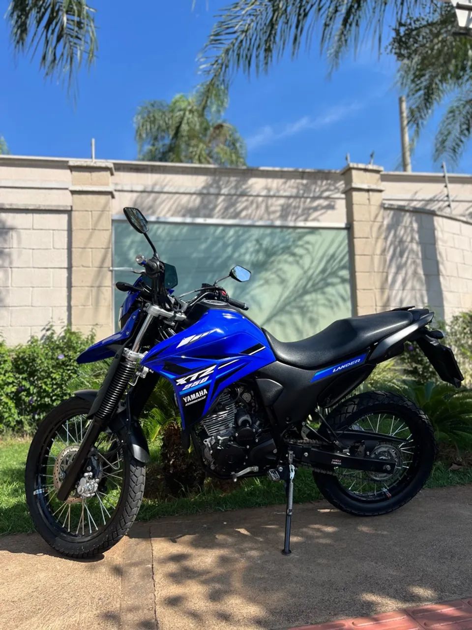 Lander 250