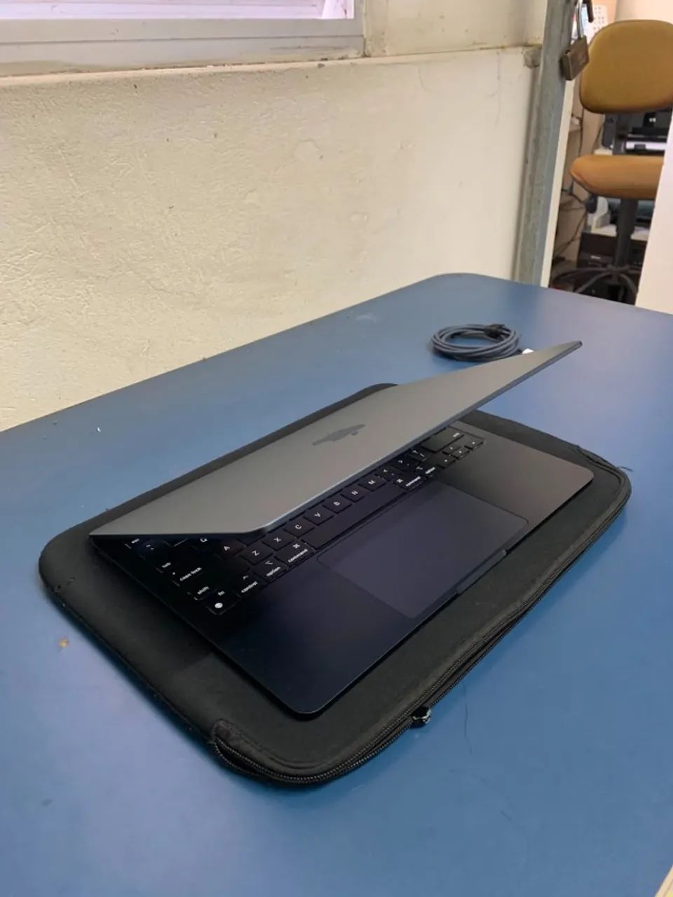 Macbook Air M2 2022 Modelo A2681- Perfeito - Foto 3
