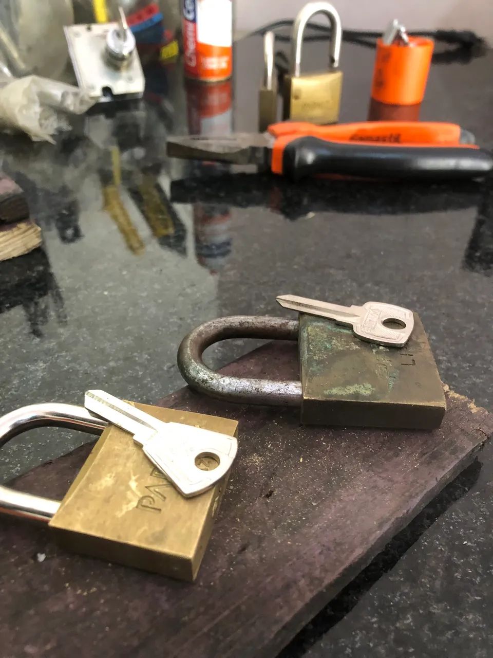 Chaveiro, chave, cadeado  - Foto 2