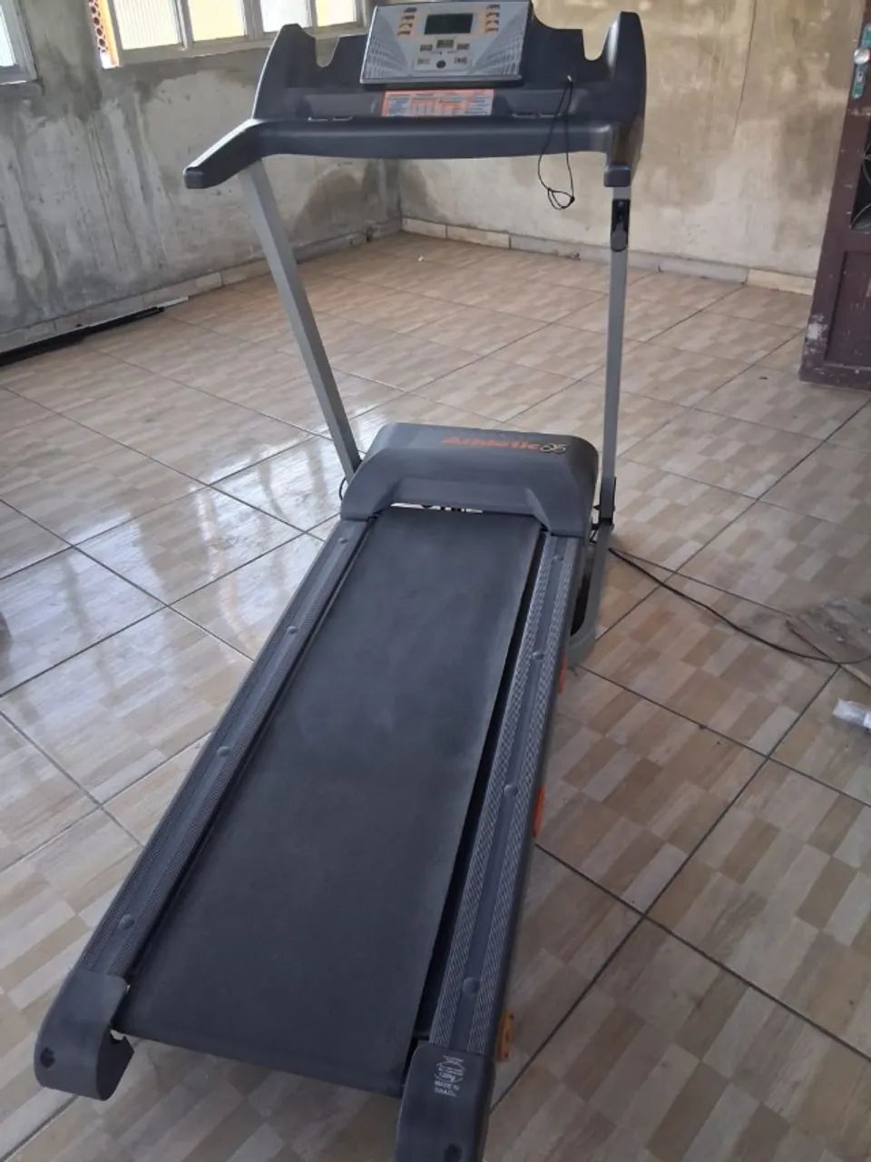 ESTEIRA ATHLETIC ADVANCED 520EE