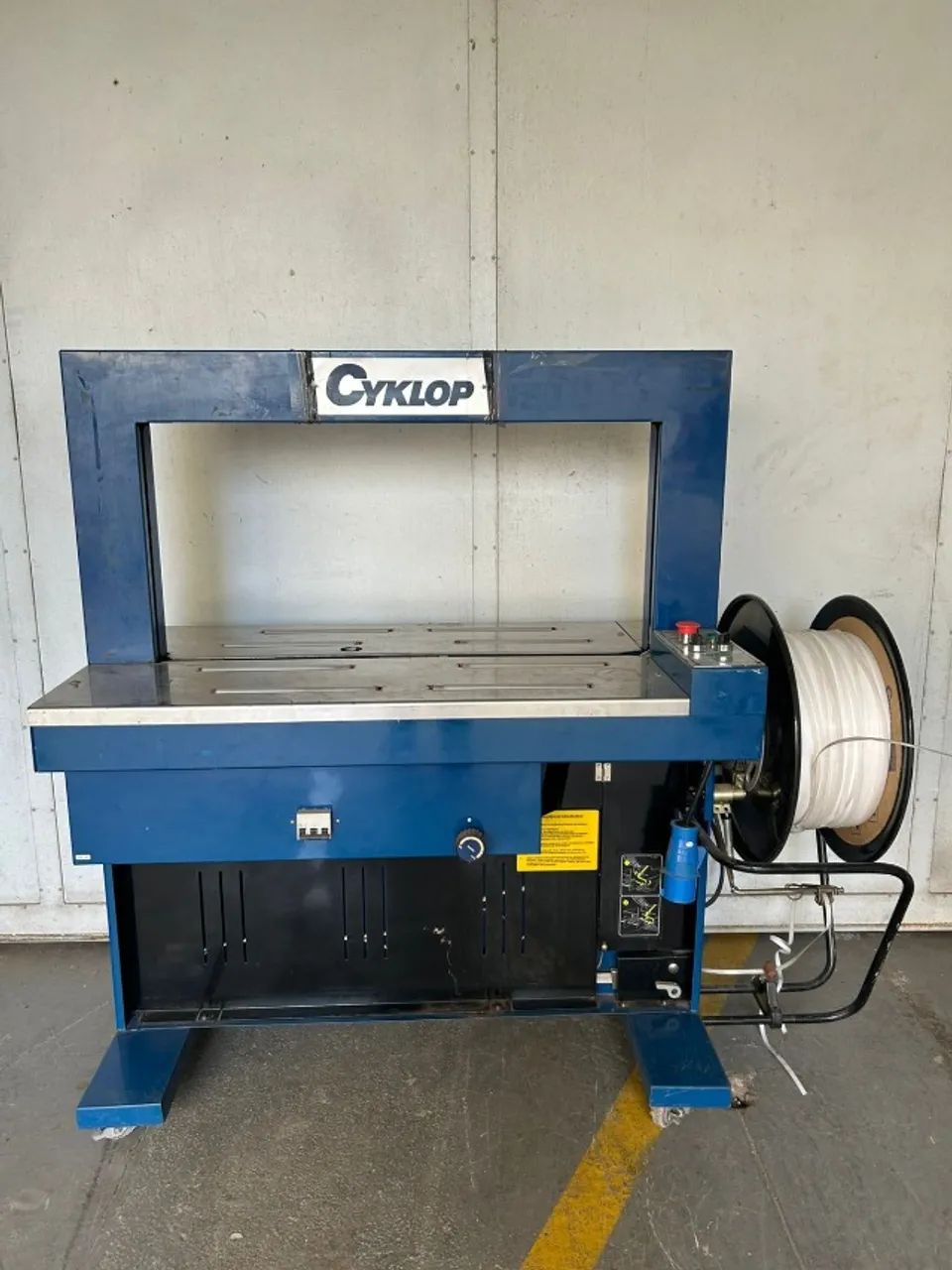 Arqueadora automática DBA 200 T 10MM - Cyklop  220v 