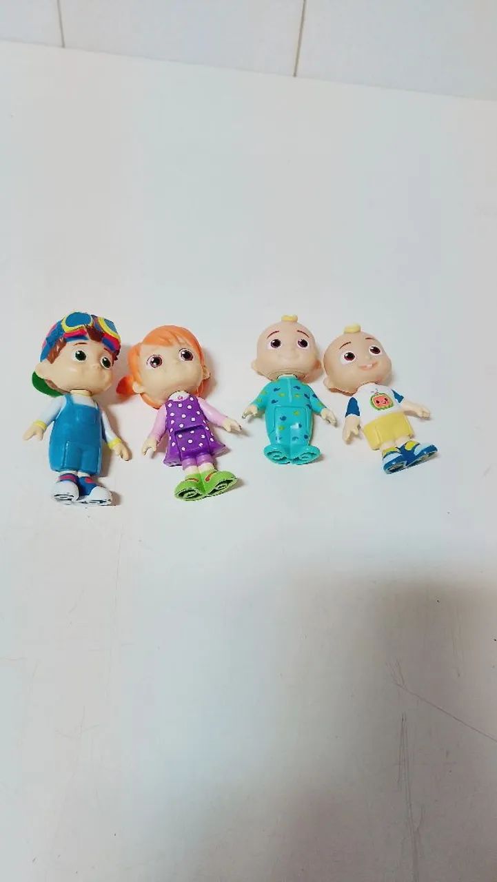 Kit bonecos Cocomelon family Set - Foto 5