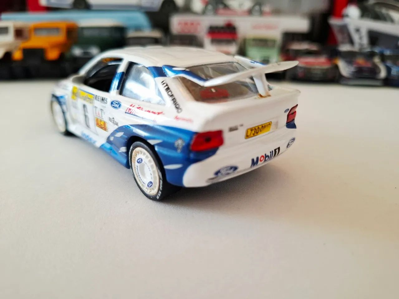 Miniatura Escort RS Cosworth 1:43  - Foto 5