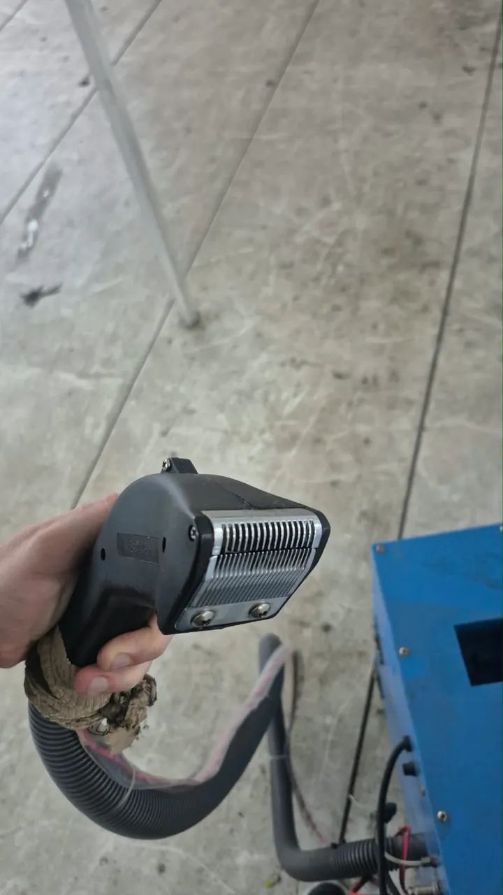 Máquina de arremate  - Foto 5