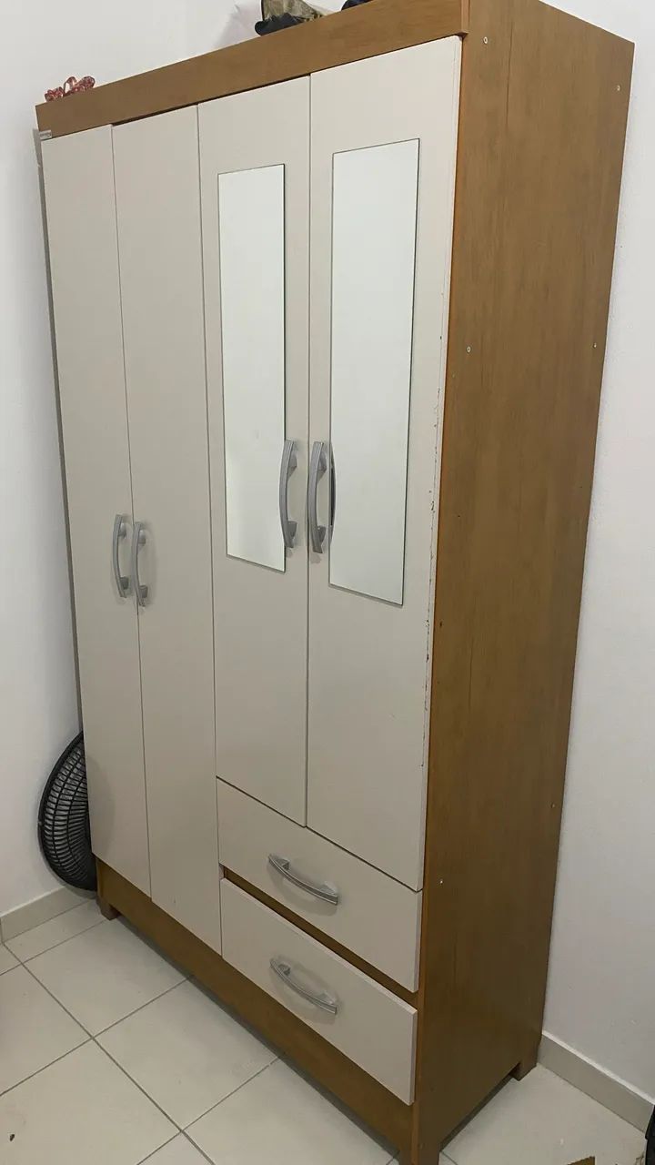 Guarda - Roupa de solteiro 