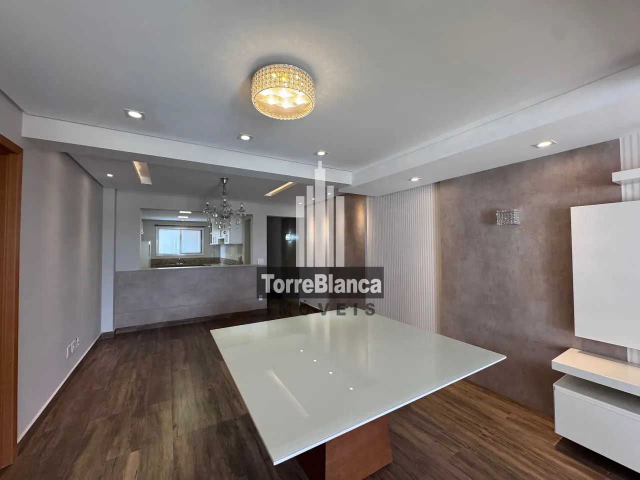 Venda e Locação - Apartamento Semimobiliado, 3 quartos sendo 1 suíte, 1 vaga de garagem, E - Foto 3
