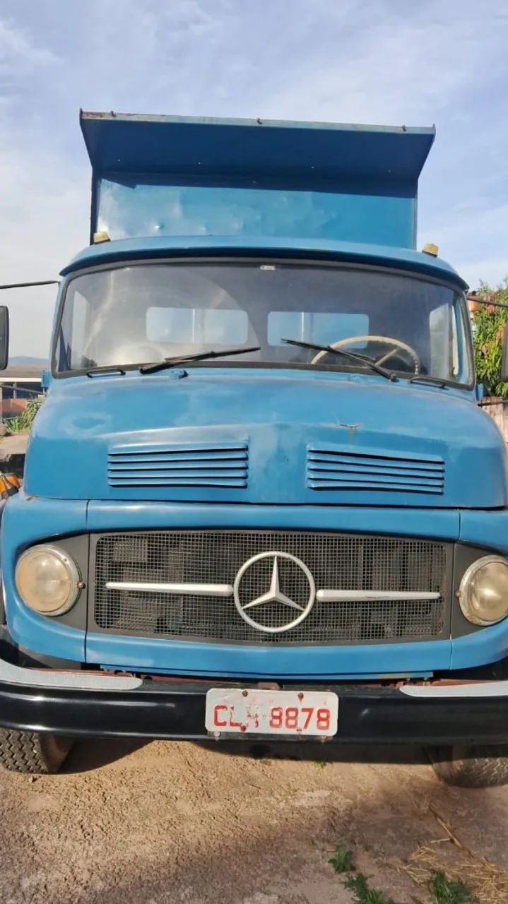 1113 Mercedes  caçamba 