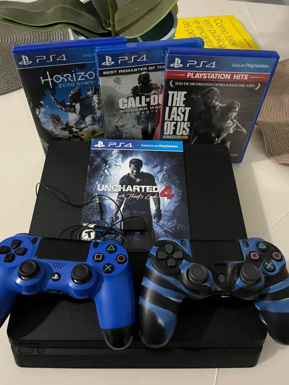 PS4 2 Controles 4 Jogos