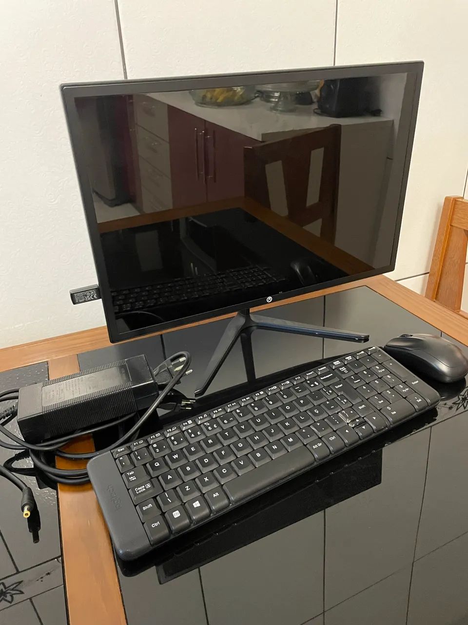 Computador AIO modelo BPC - 19KN - GAB