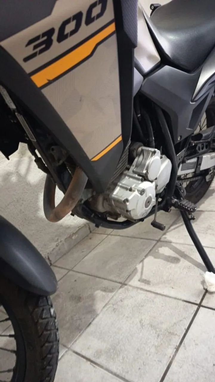 Honda XRE 300 - Foto 3