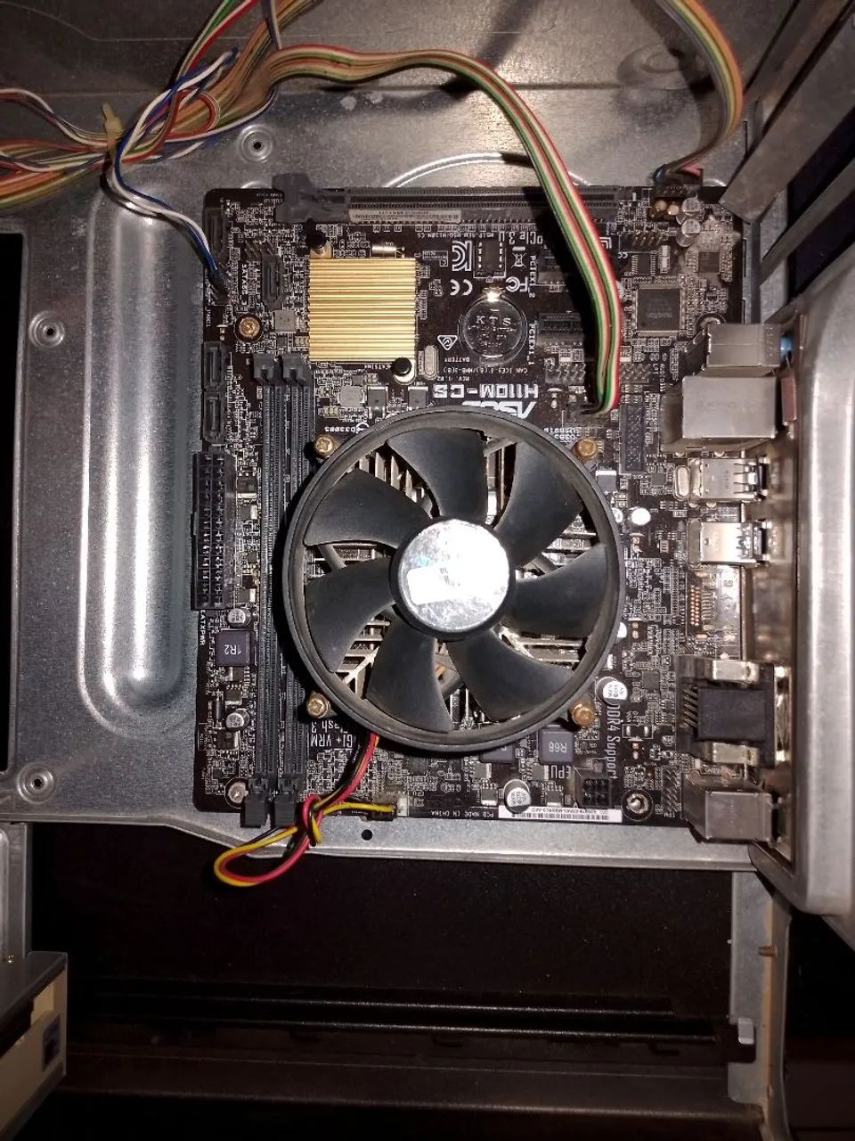 Kit i3 7100 + 8gb DDR4  - Foto 3