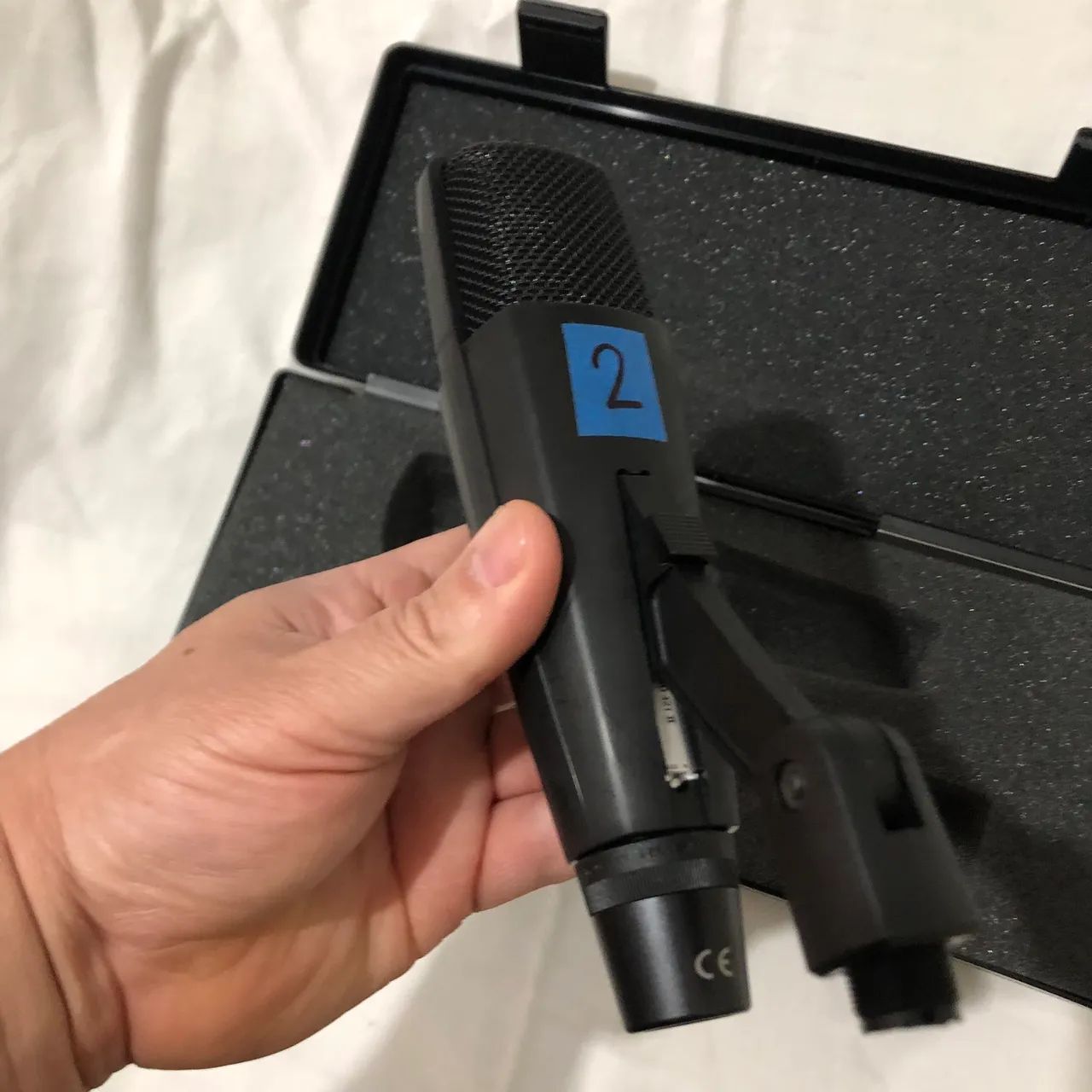Microfone sennheiser MD 421 c/ estojo - Foto 3