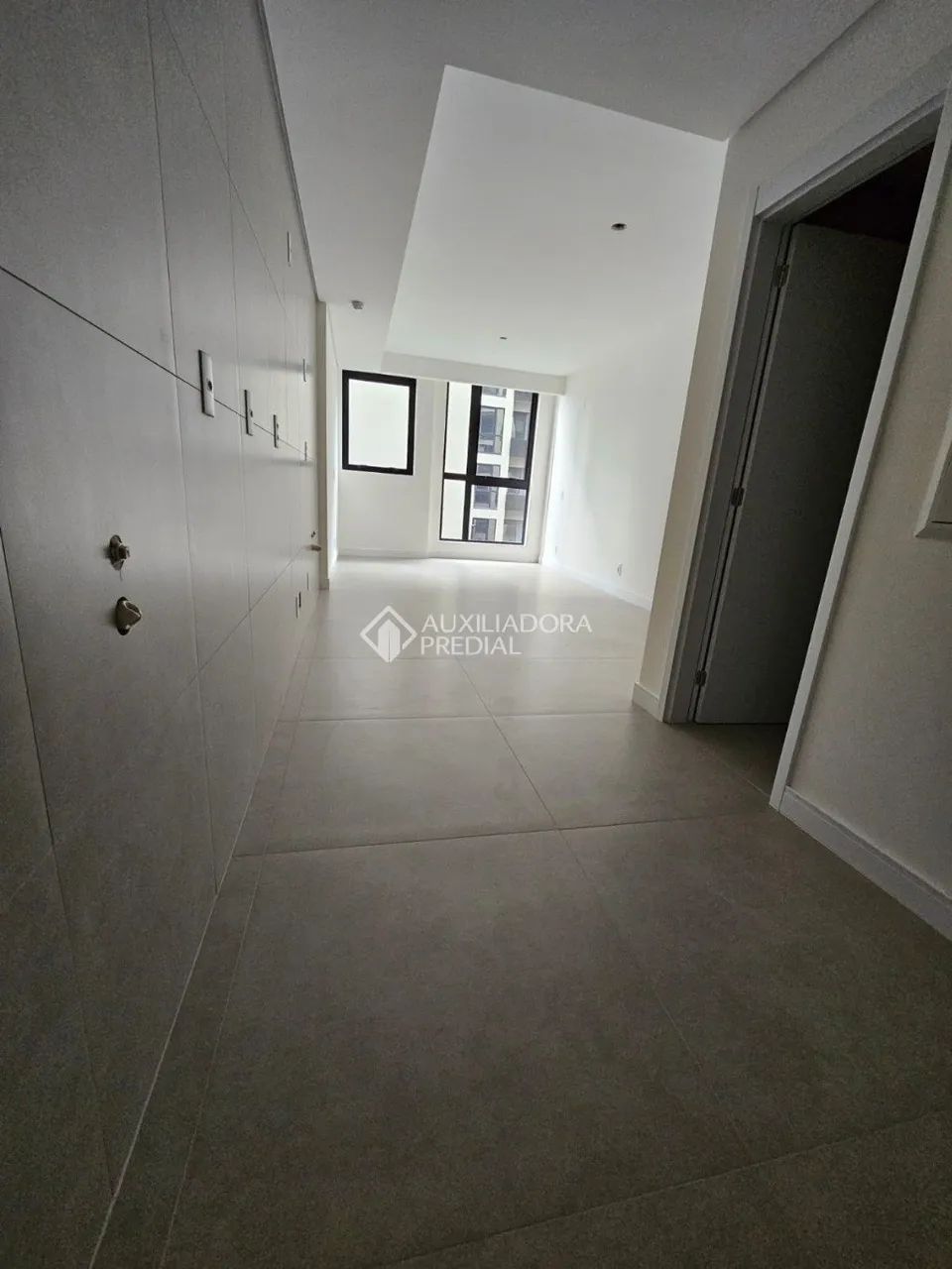 Studio Mobiliado na Trindade, Florianópolis - Investimento Imperdível! - Foto 3