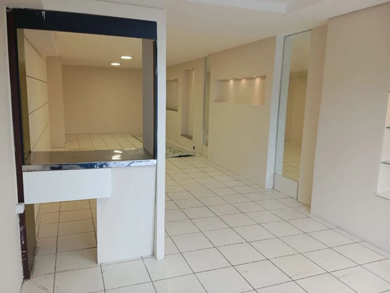 Locação de Comercial / Sala na cidade de ARAPONGAS - Foto 4