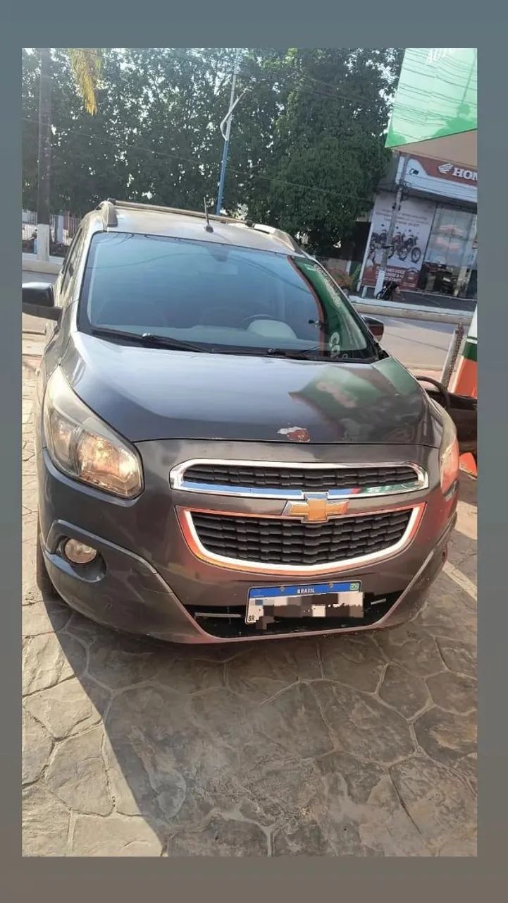Chevrolet Spin Advantage 1.8 8V Econo.flex 5P Aut. 2014 - Foto 2