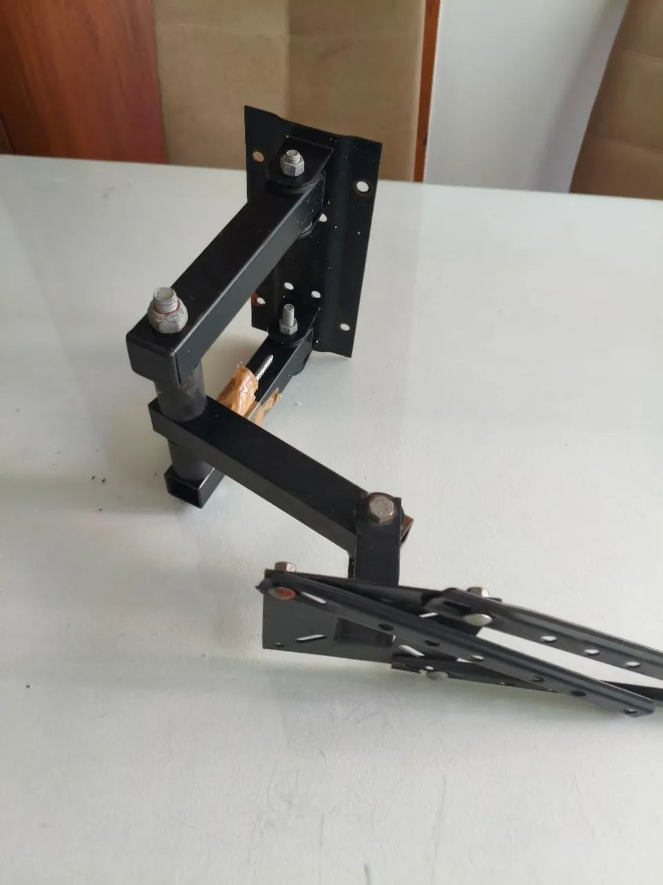 Suporte para tv  ( giratório ) oportunidade 
