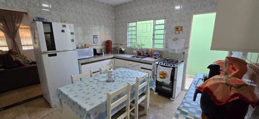 CASA TÉRREA, 2 DORMITÓRIOS, ESMERALDA - OESTE - Foto 4