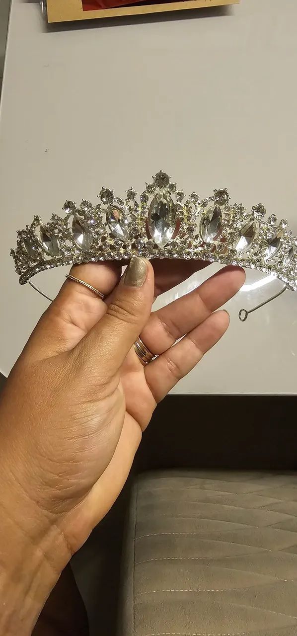 Vestido de Noiva (Brinde Coroa, Cinto e o Véu) - Foto 3