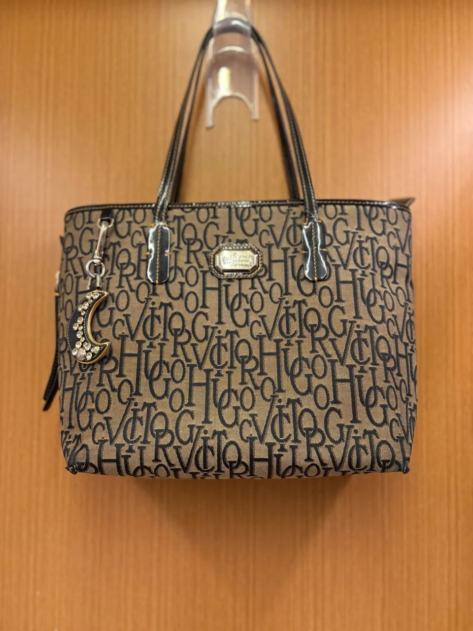 Bolsa Victor tote com chaveiro