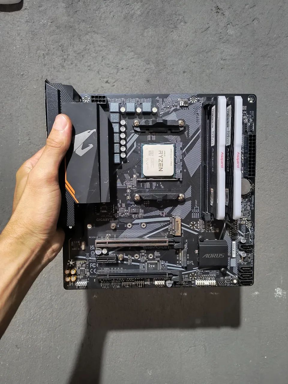 Kit upgrade Ryzen 7 5700X